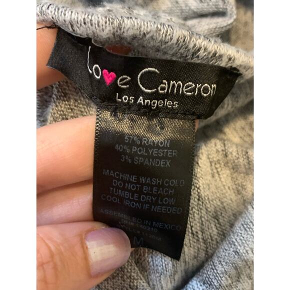 Love Cameron gray front twist knot plunge neck sweater size M - Picture 3 of 6